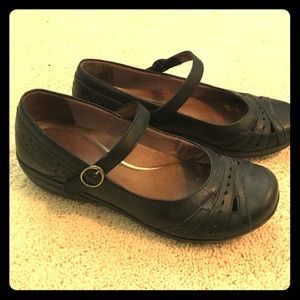 Dansko size 41 newer Mary Jane shoes
